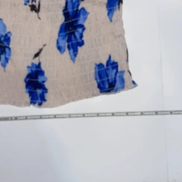 Lulus medium - Picture 3 of 4